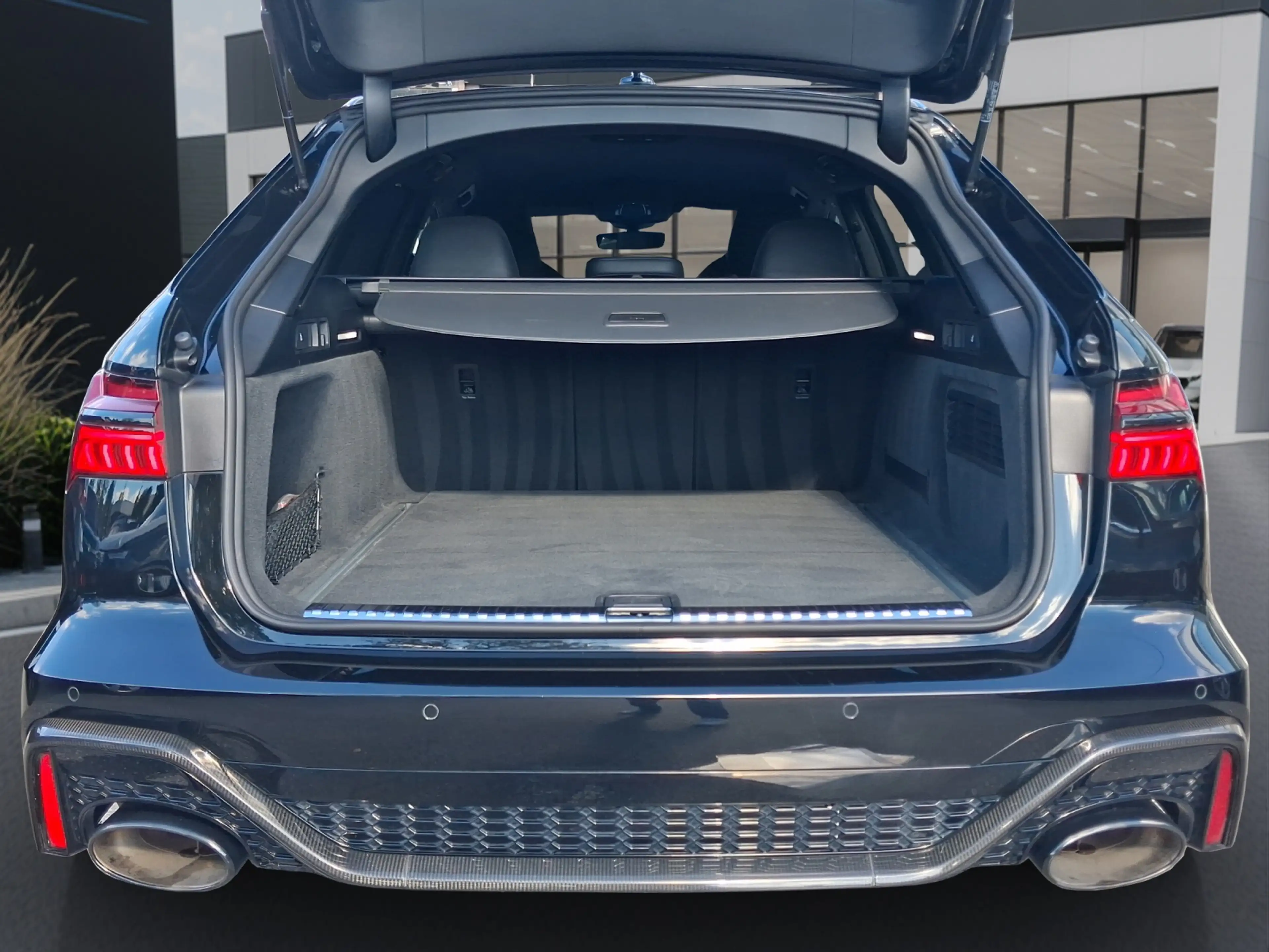 Audi RS6 Avant quattro Laser 305km/h Keramik B&O RS AGA — photo 14