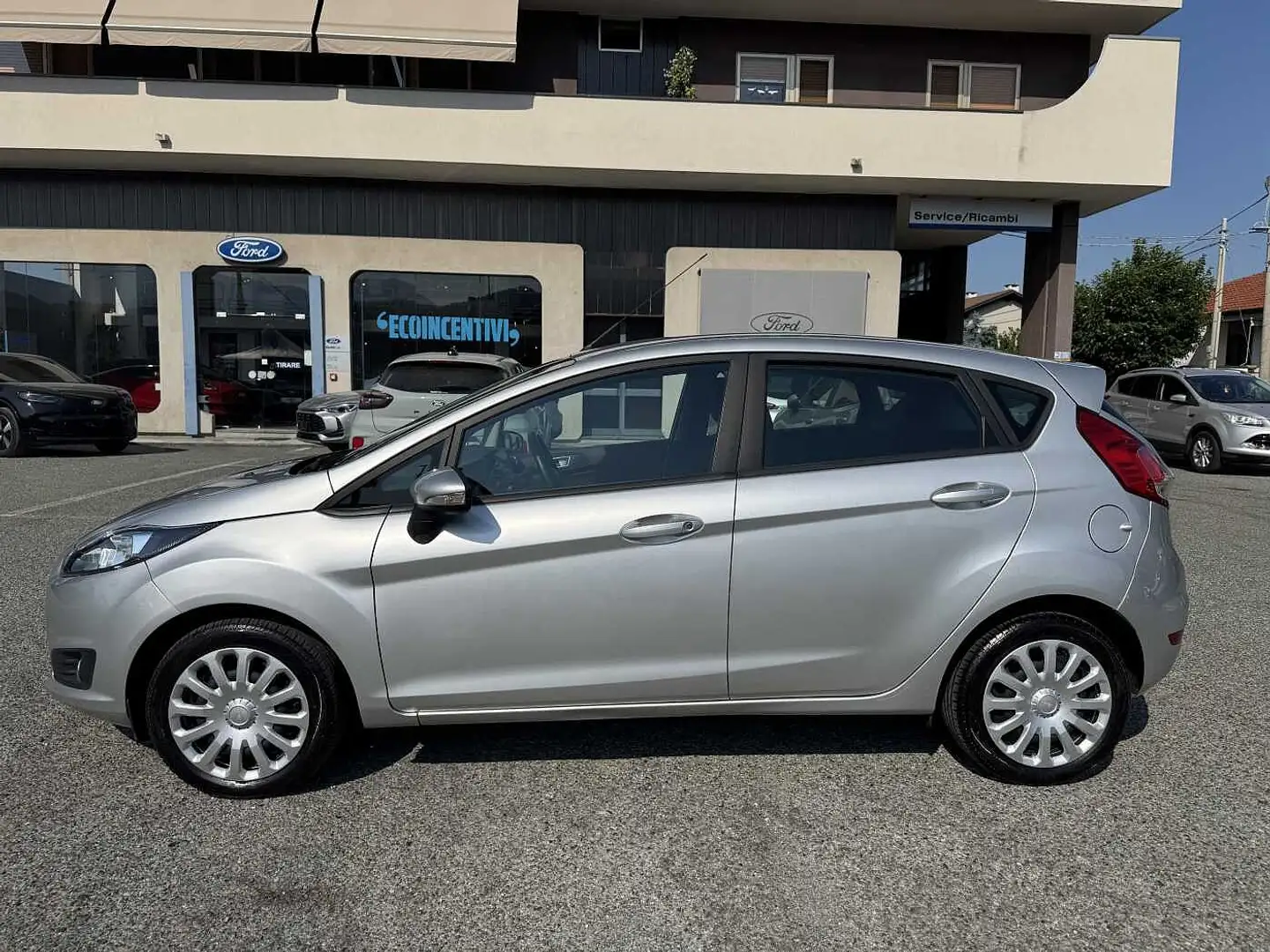 Ford Fiesta 6ª serie Plus 1.4 5 porte Bz.- GPL Grigio - 2