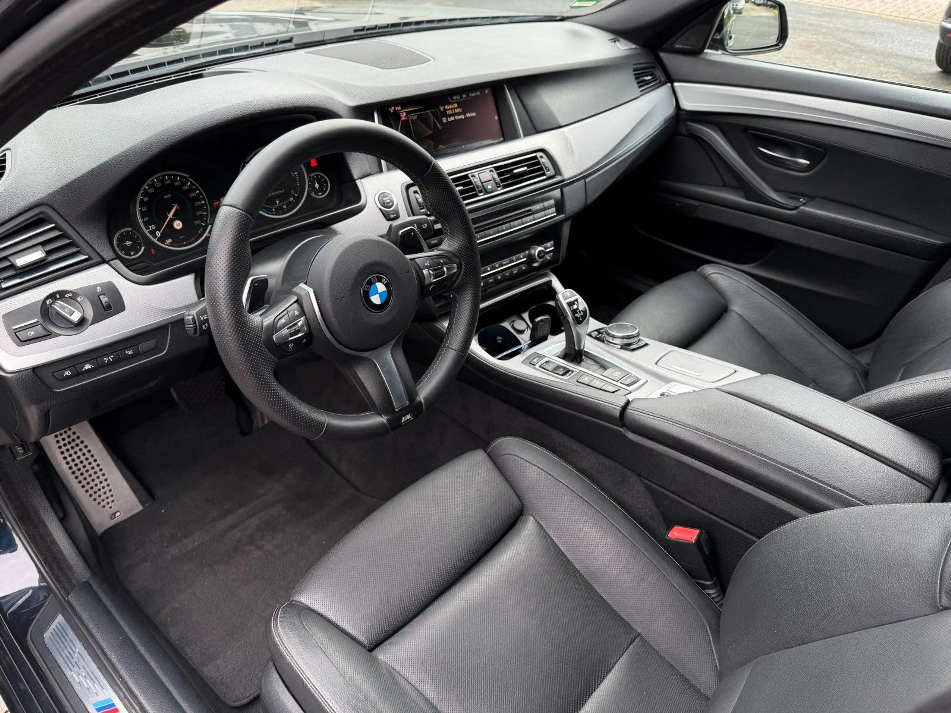 BMW 550 Baureihe 5 Touring M550d xDrive*ACC*HUD*H&K — photo 7
