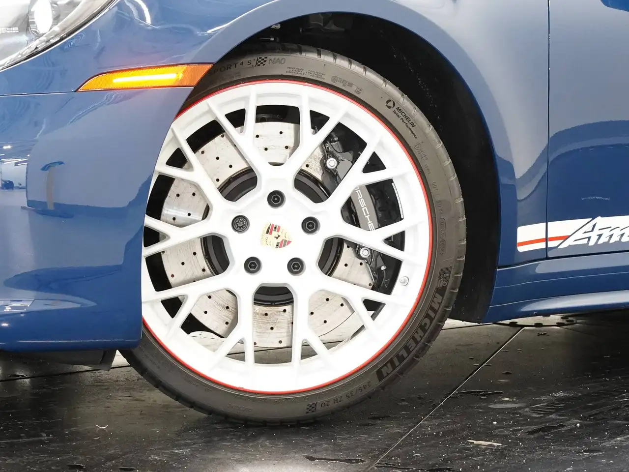 Porsche 911 снимка Porsche 911