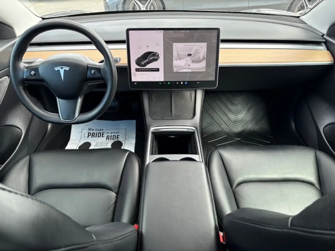 Tesla Model 3 fotografie Tesla Model 3