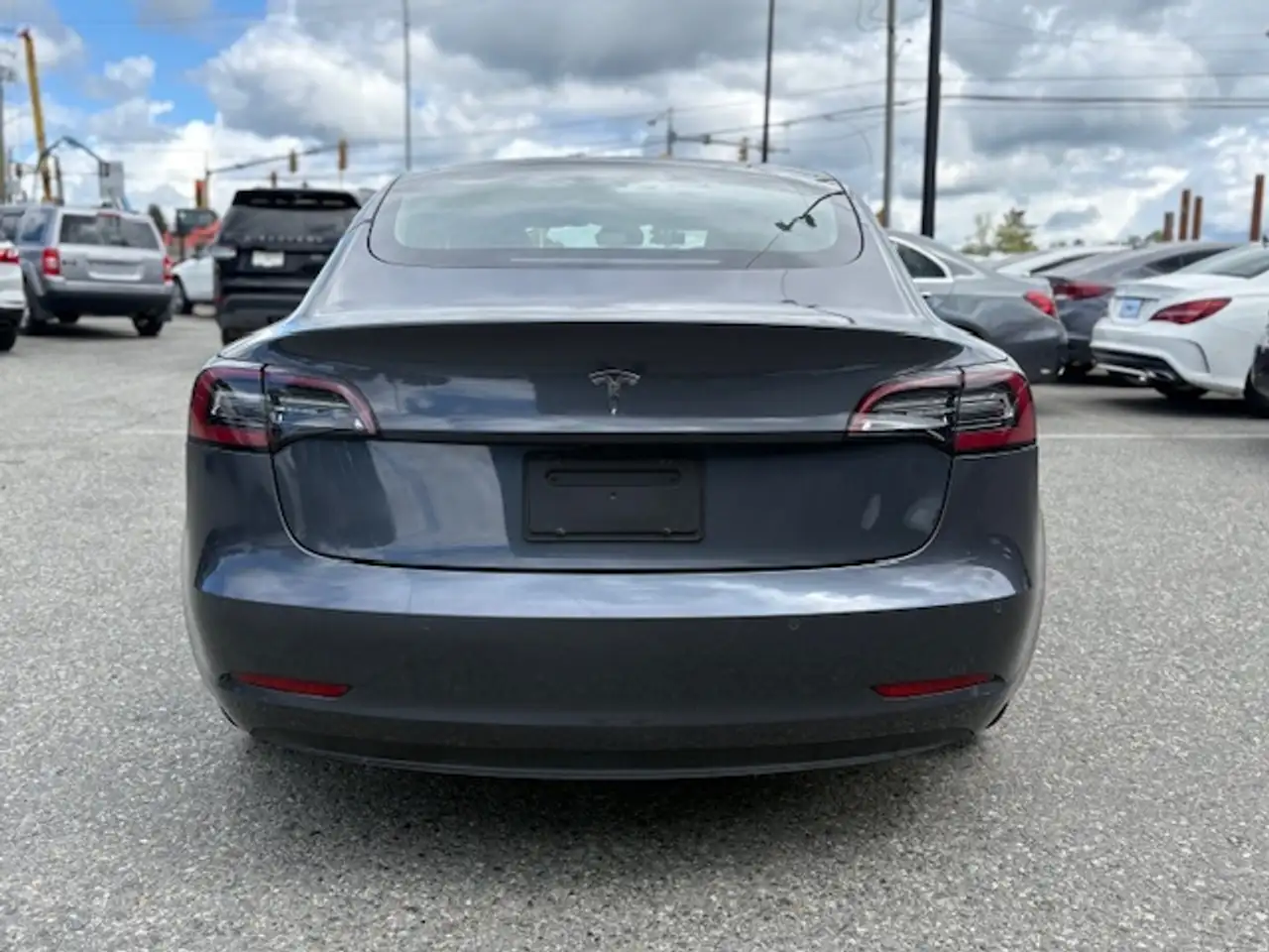 Tesla Model 3 fotografie Tesla Model 3