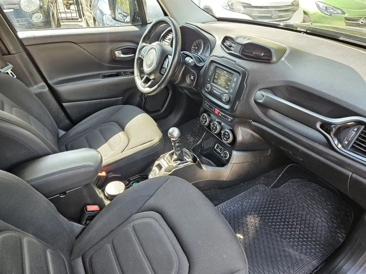 JEEP RENEGADE LONGITUDE FWD - 140 ch - 142 553KMS - VOLANT EN CUIR