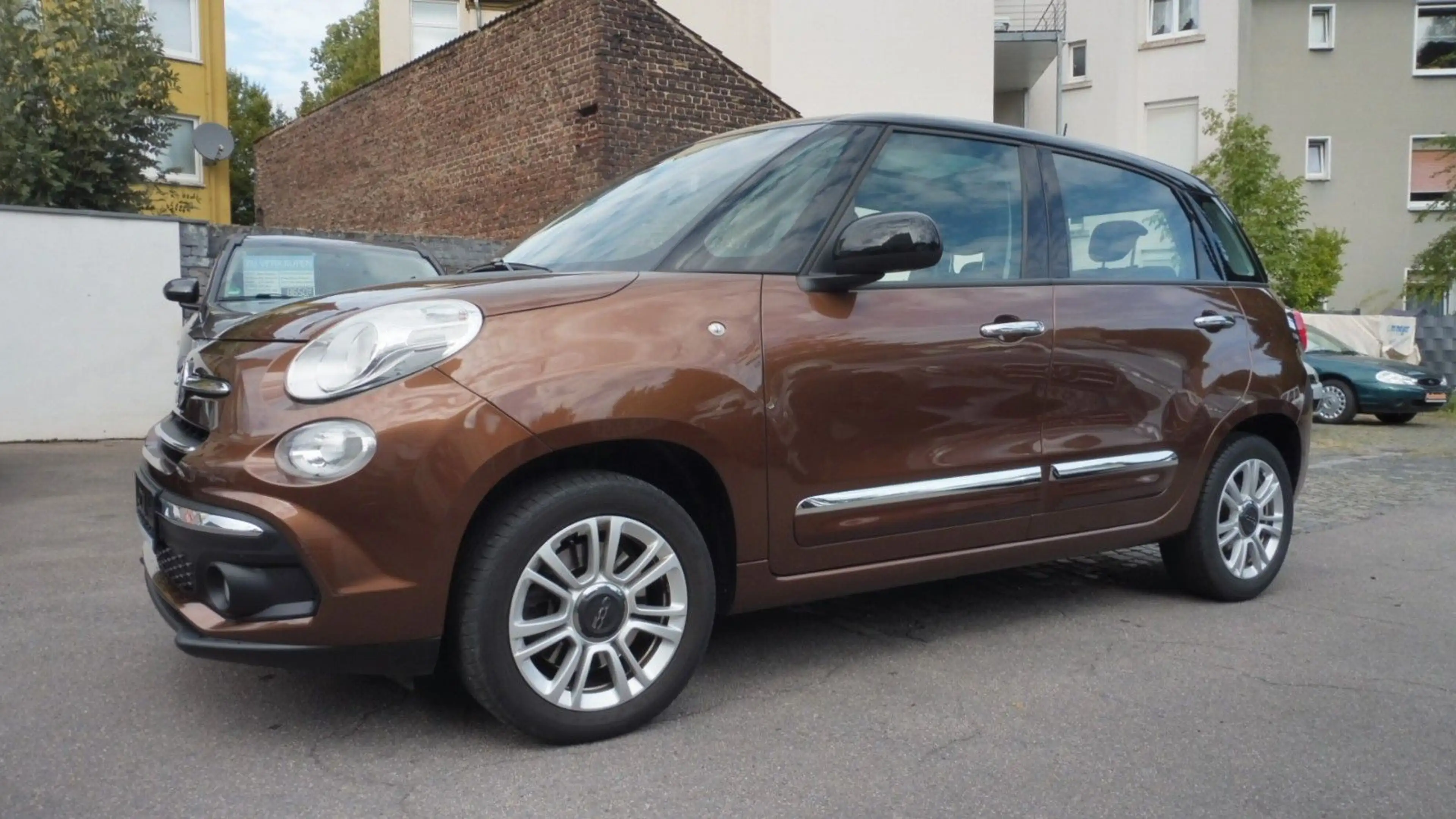 Fiat 500L 1.4T Urban Lounge — photo 10