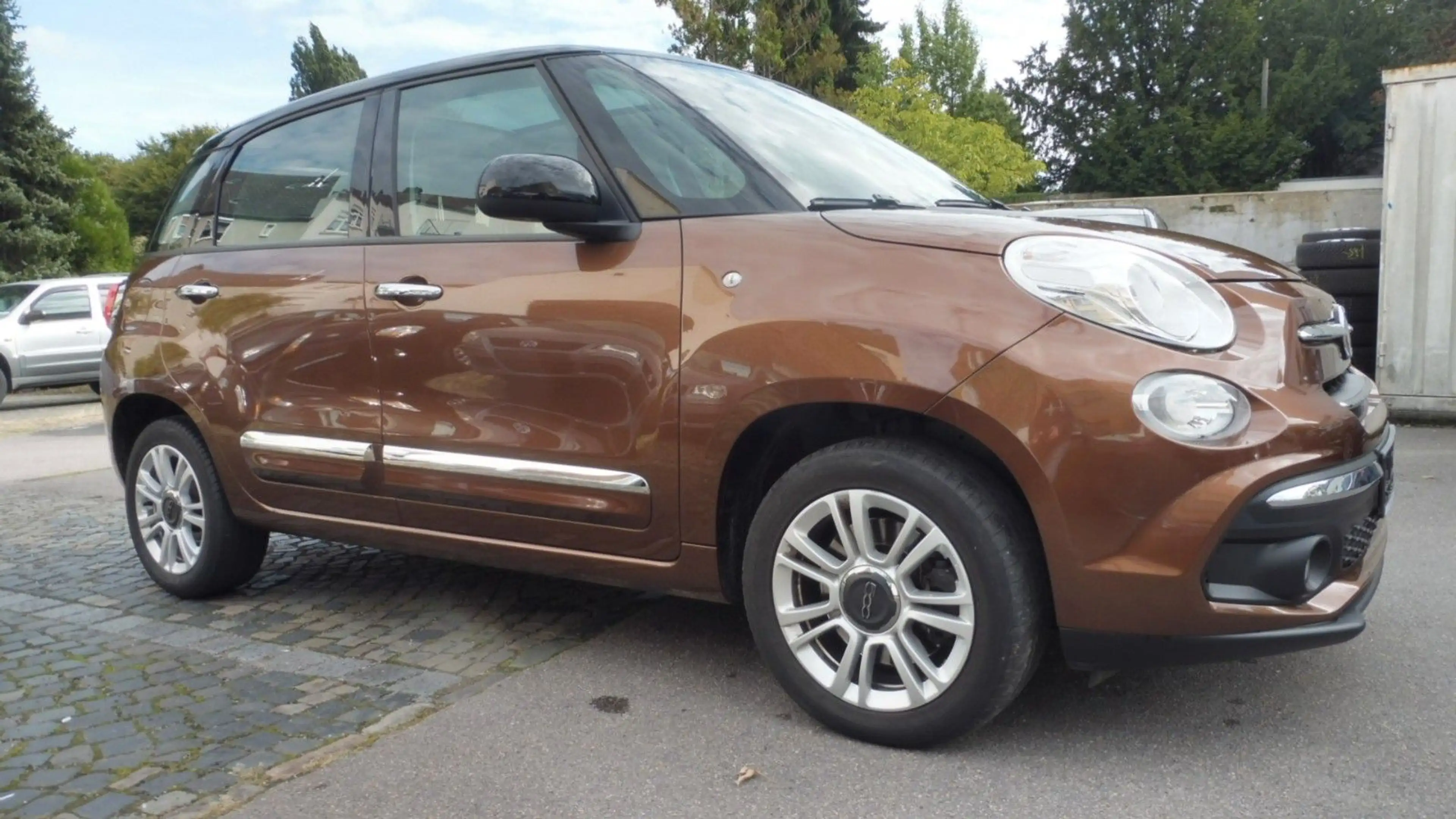 Fiat 500L 1.4T Urban Lounge — photo 4