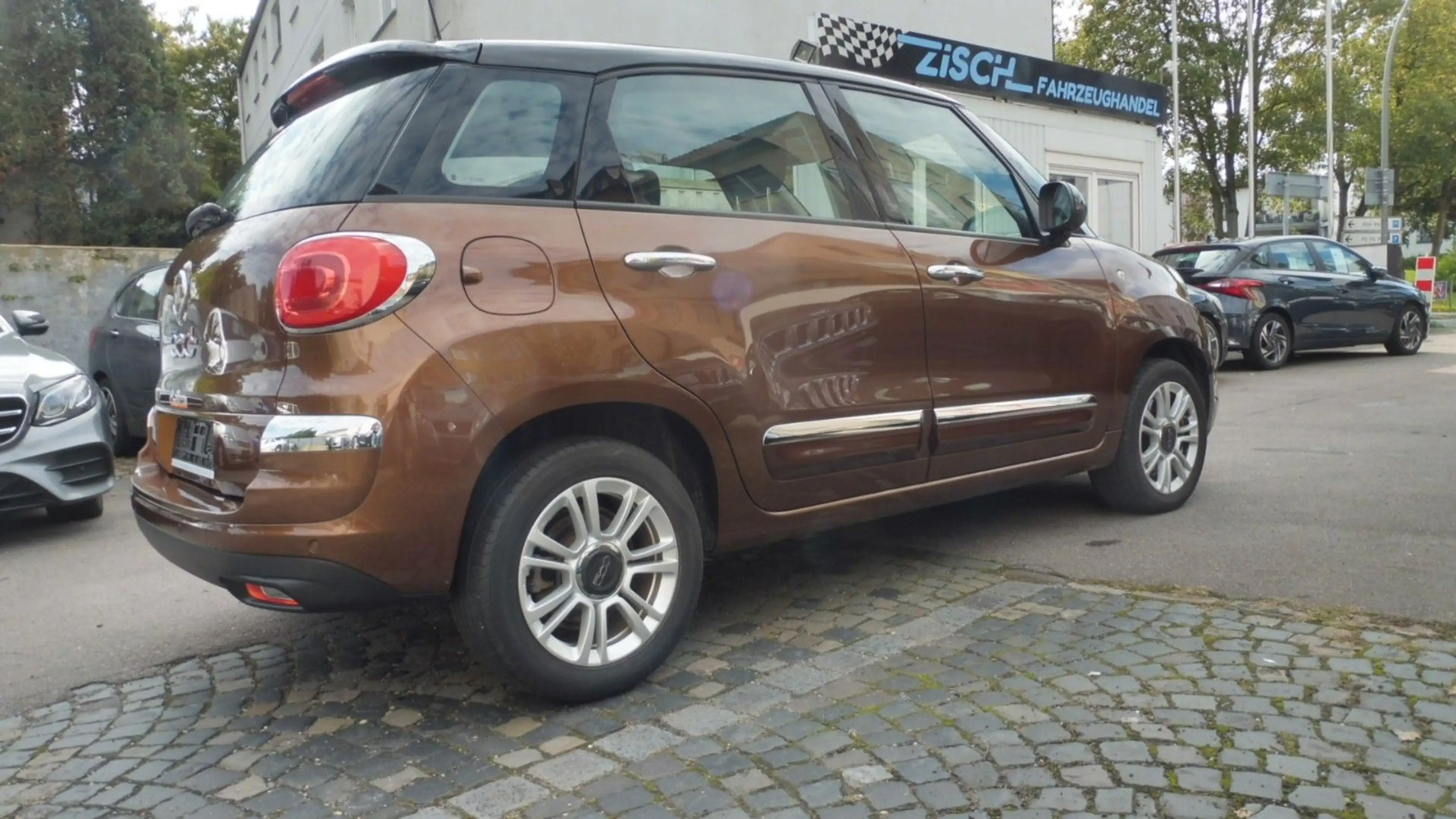 Fiat 500L 1.4T Urban Lounge — photo 5