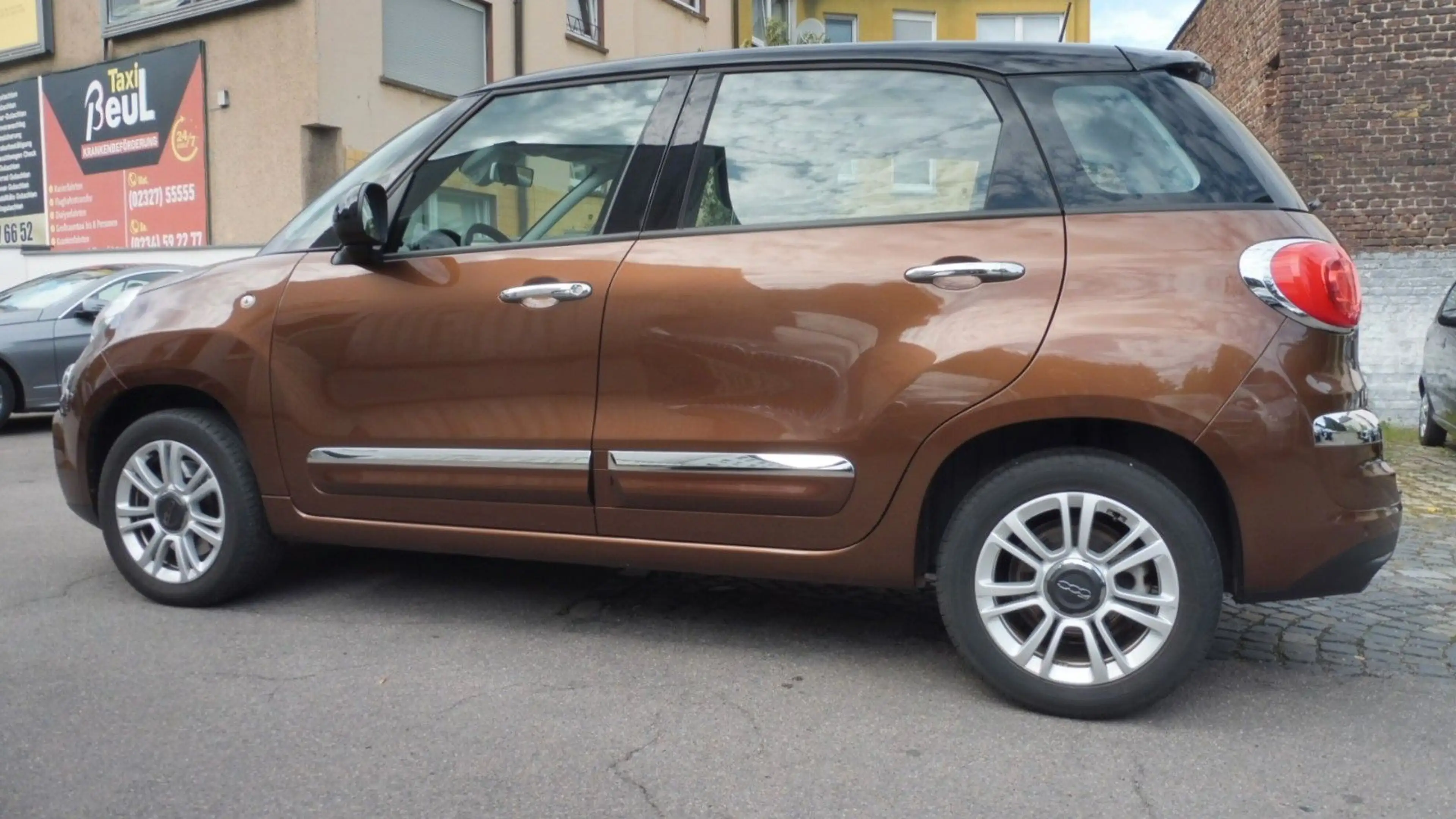 Fiat 500L 1.4T Urban Lounge — photo 9