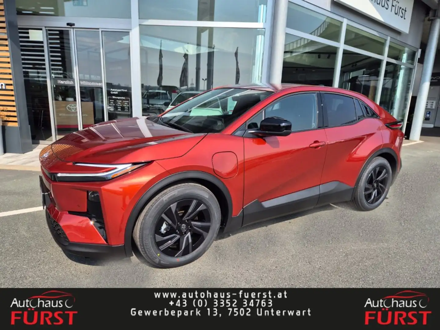 Toyota C-HR+ + BEV 4x2 Teamplayer ECV Braun - 1