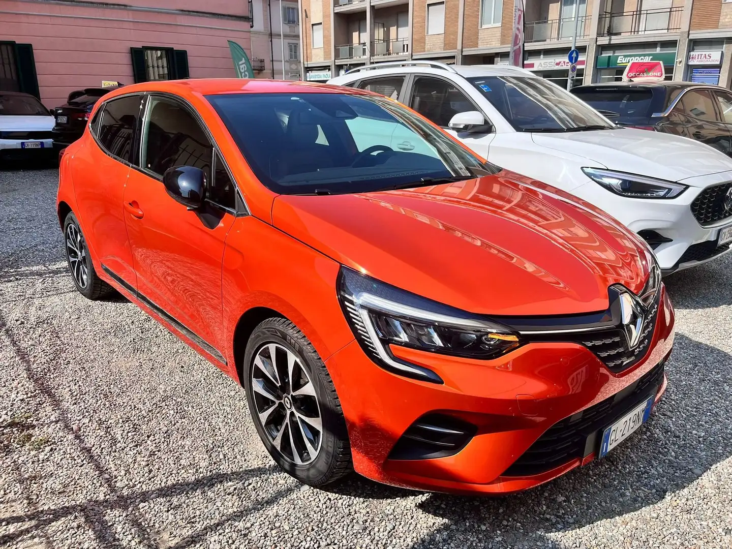Renault Clio TCe 12V 100 CV GPL 5 porte Techno Arancione - 1