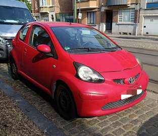 1.0 VVT-i climatisé -avec immatriculation et CT