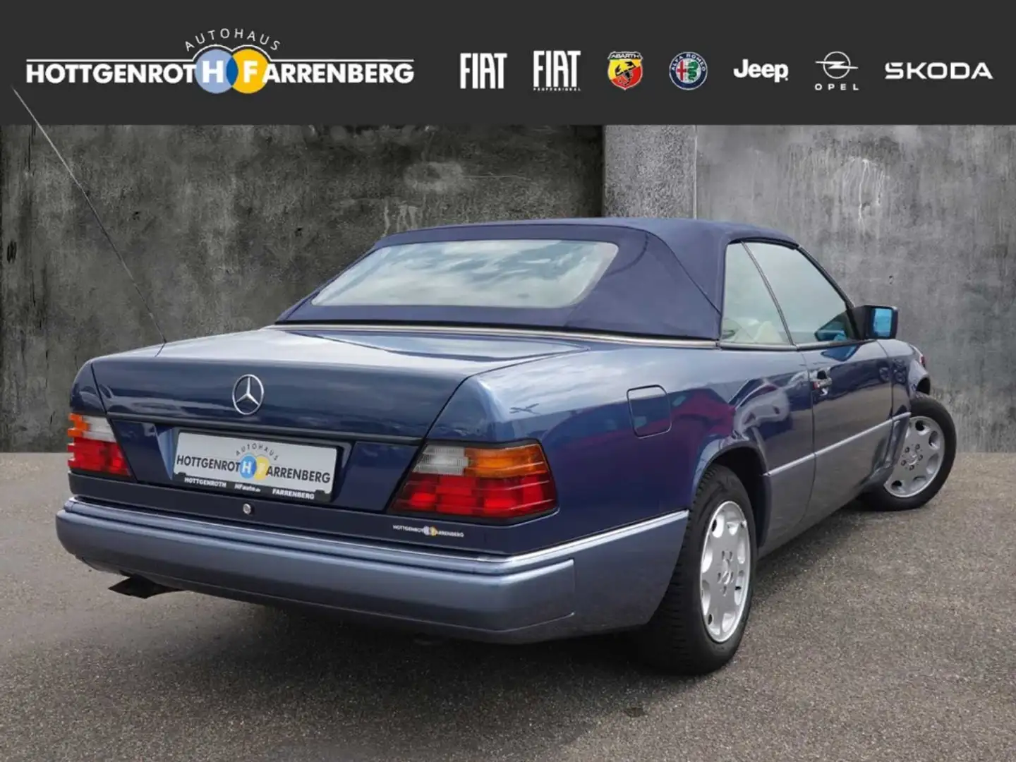 Mercedes-Benz CE 300 W 124 24V Automatik Leder Oldtimer Blau - 2