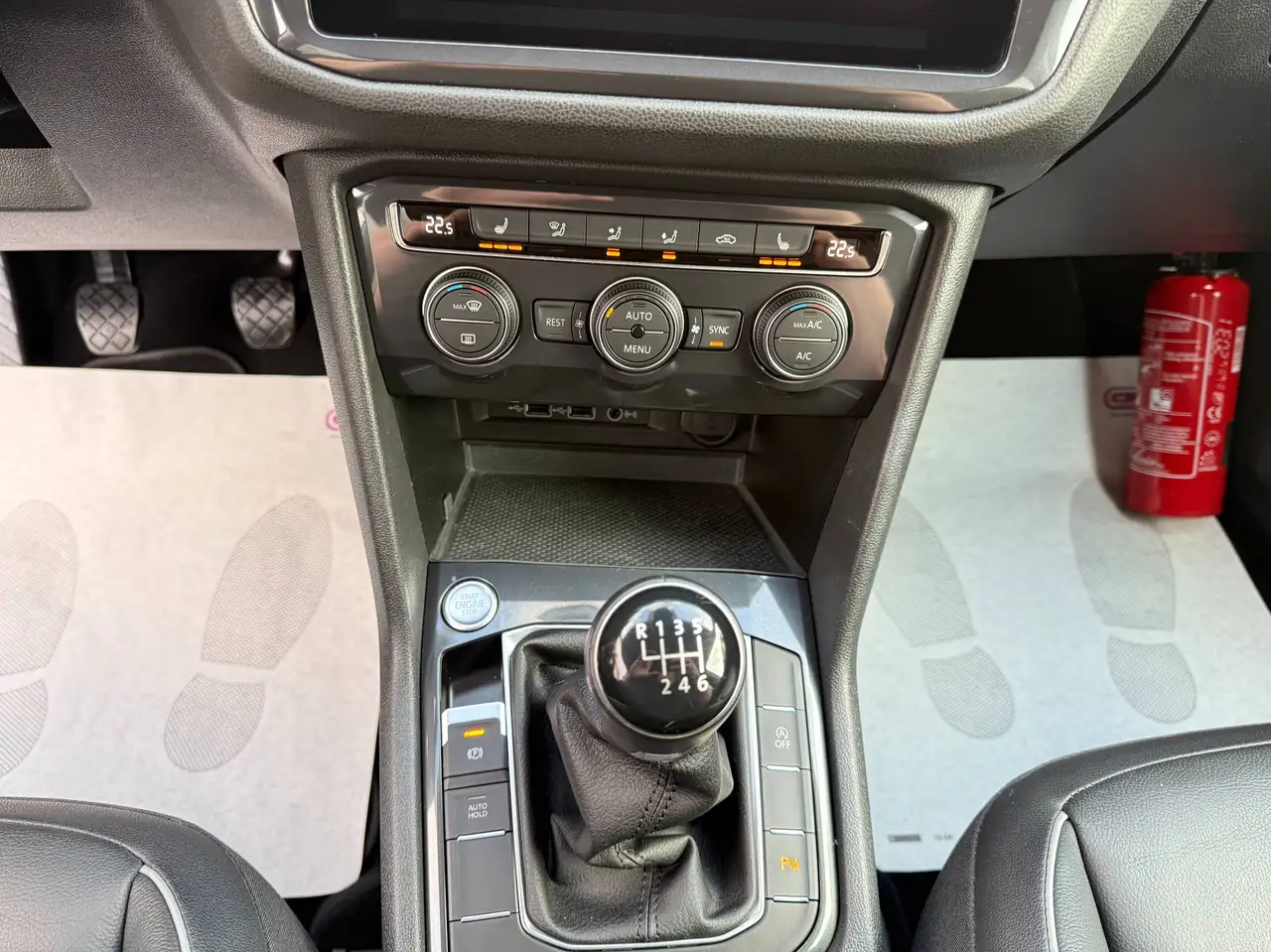Volkswagen Tiguan Allspace 1.5 TSI 7 ZETELS NAVIGATIE ZWART LEDER CARPLAY DAB PDC ALU, миниатюра 21