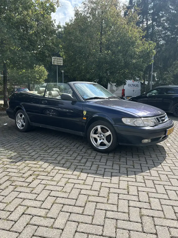 Saab 9-3 2.0 SE, foto 8