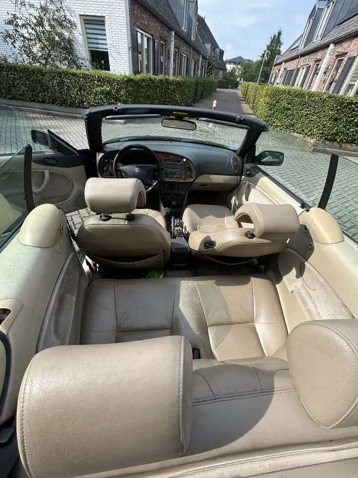 Saab 9-3 2.0 SE, foto 11