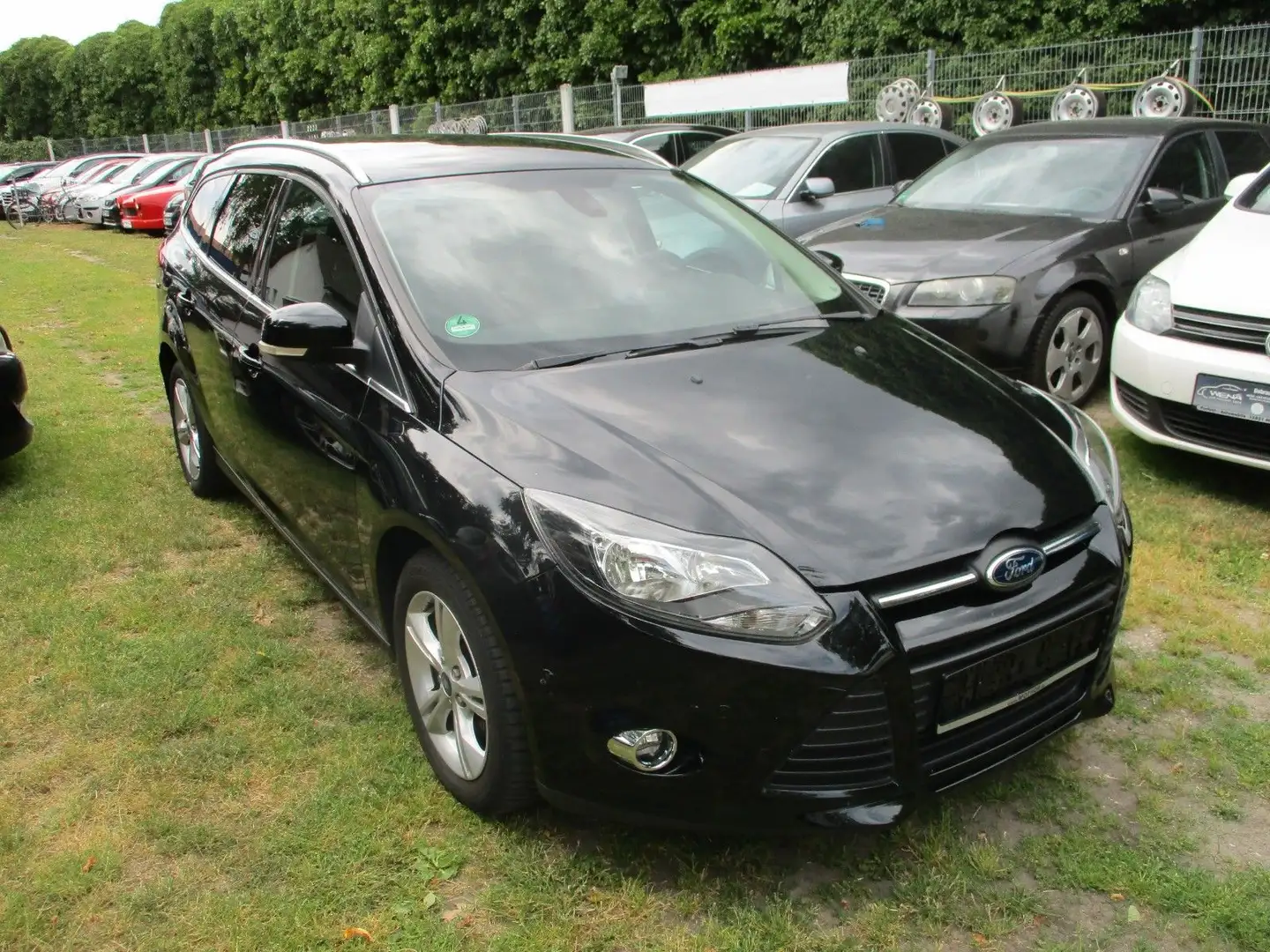 Ford Focus Turnier Champions Edition Schwarz - 1