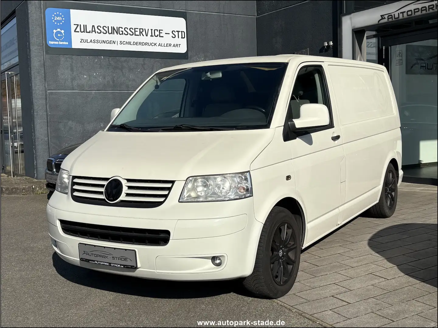 Volkswagen T5 Transporter Kasten Klima 3 Sitz Diesel Servo Weiß - 2