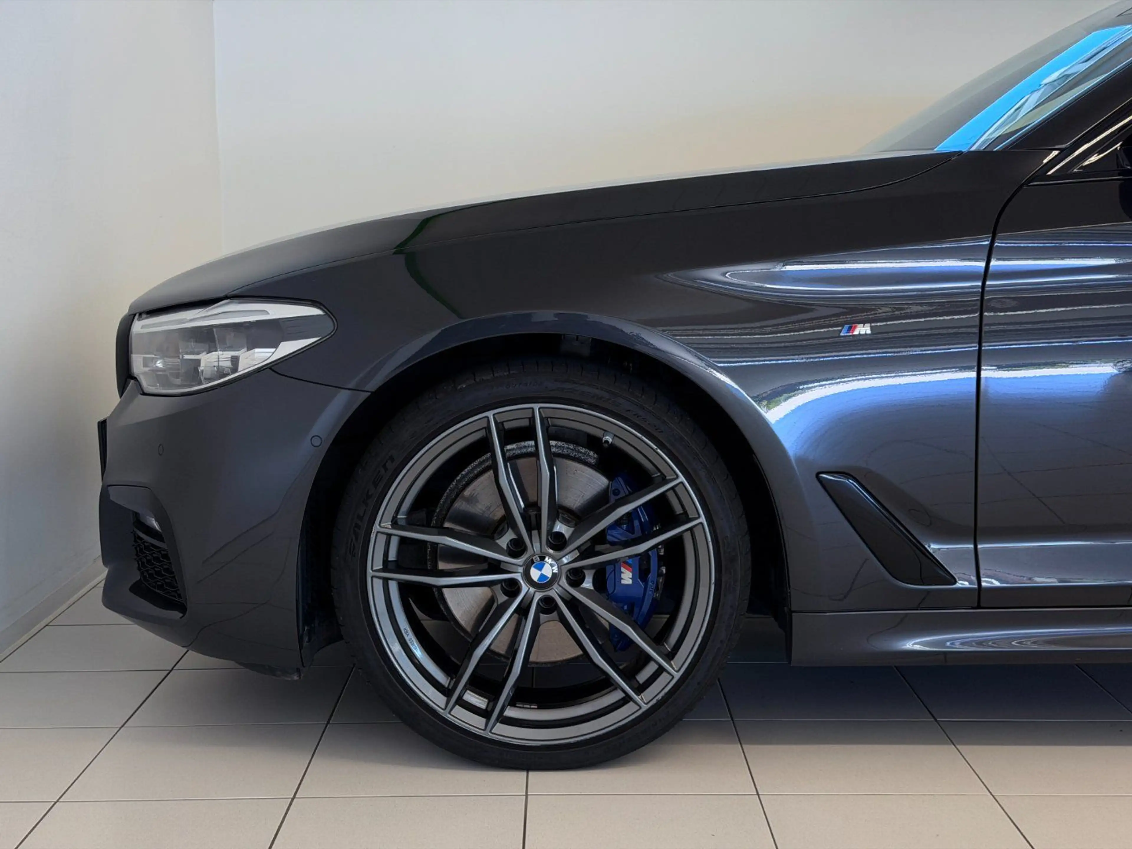 BMW 530 d xDrive M Sport*SCHIEBEDACH*HUD*SOFT-CLOSE* — photo 7