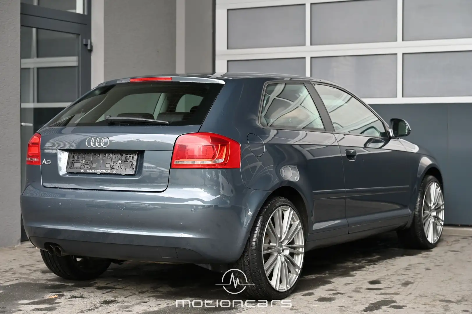 Audi A3 1.4 TFSI Ambiente Pickerl NEU Grau - 2