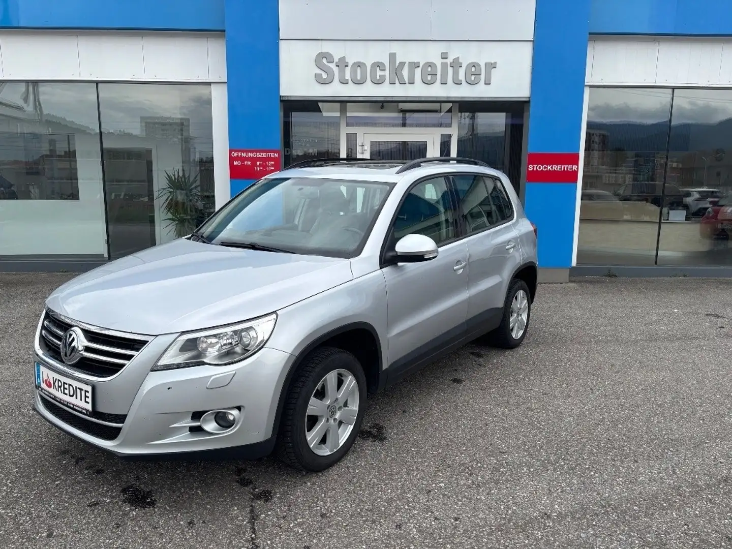 Volkswagen Tiguan 2,0 TSI 4Motion*XENON*AHK*TEMPO*SZH Argent - 1