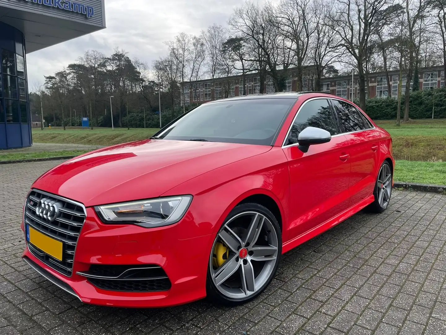Audi A3 A3 1.4 TFSI |S pakket | Pano | Leder Rood - 1
