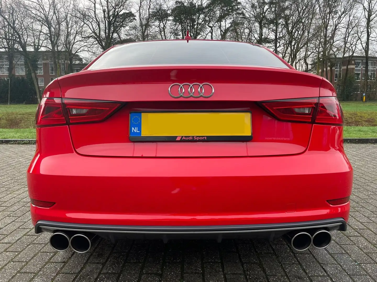 Audi A3 A3 1.4 TFSI |S pakket | Pano | Leder Rood - 2