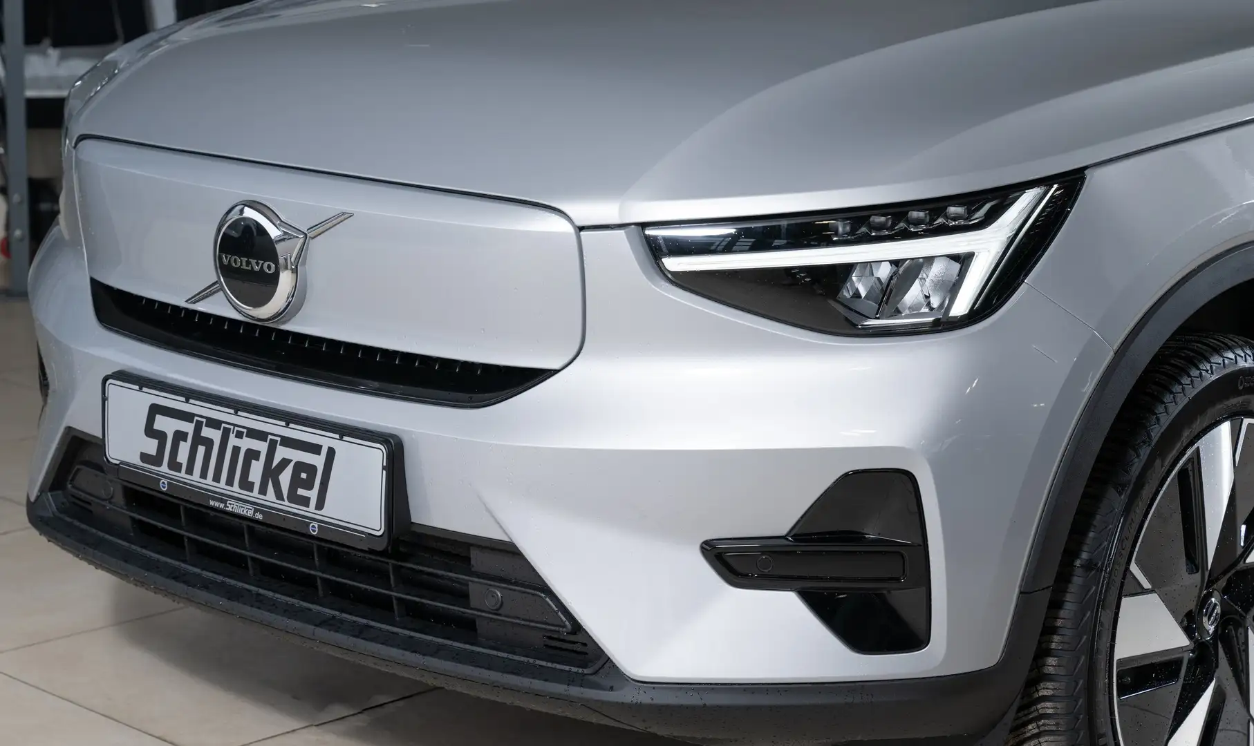 Volvo C40 Recharge Single Motor Extended Range Plus RWD Argintiu - 2