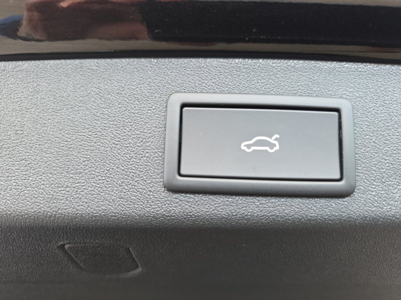 Skoda Kodiaq 2,0TDI DSG 4x4 aAHK/7-Sitzer/Matrix/Navi/el.Klappe — photo 21