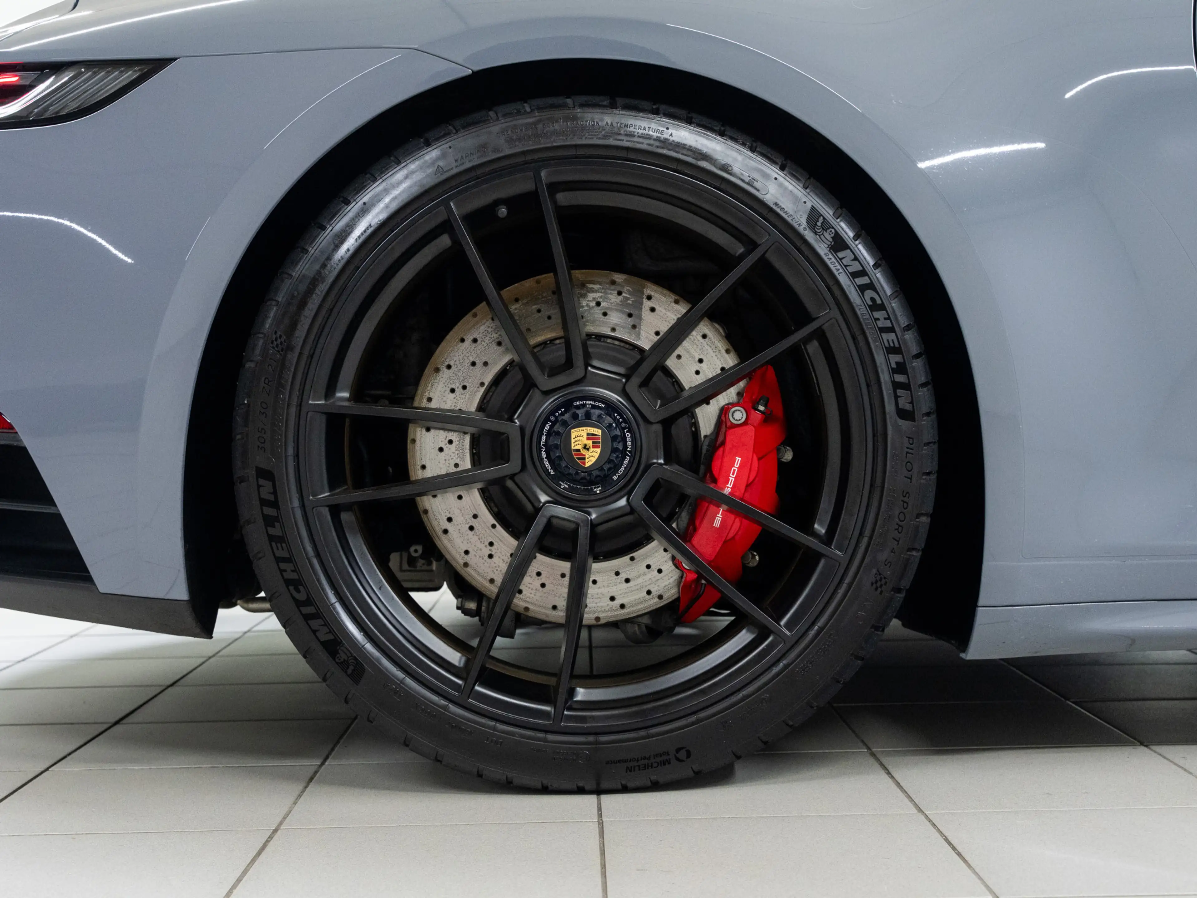Porsche 992 Carrera GTS — photo 9