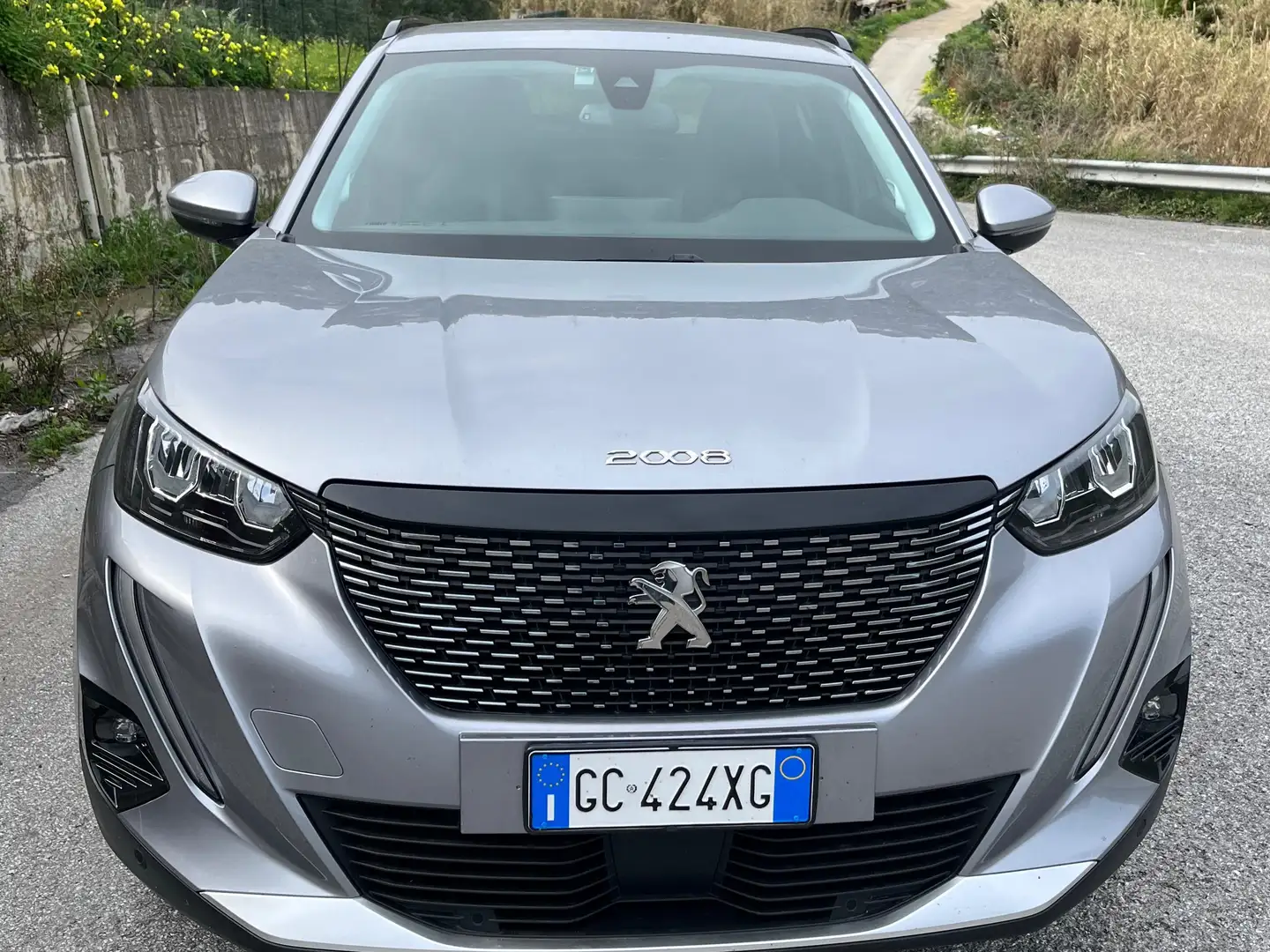 Peugeot 2008 1.2 puretech Allure Navi Pack s&s 100cv Argento - 2