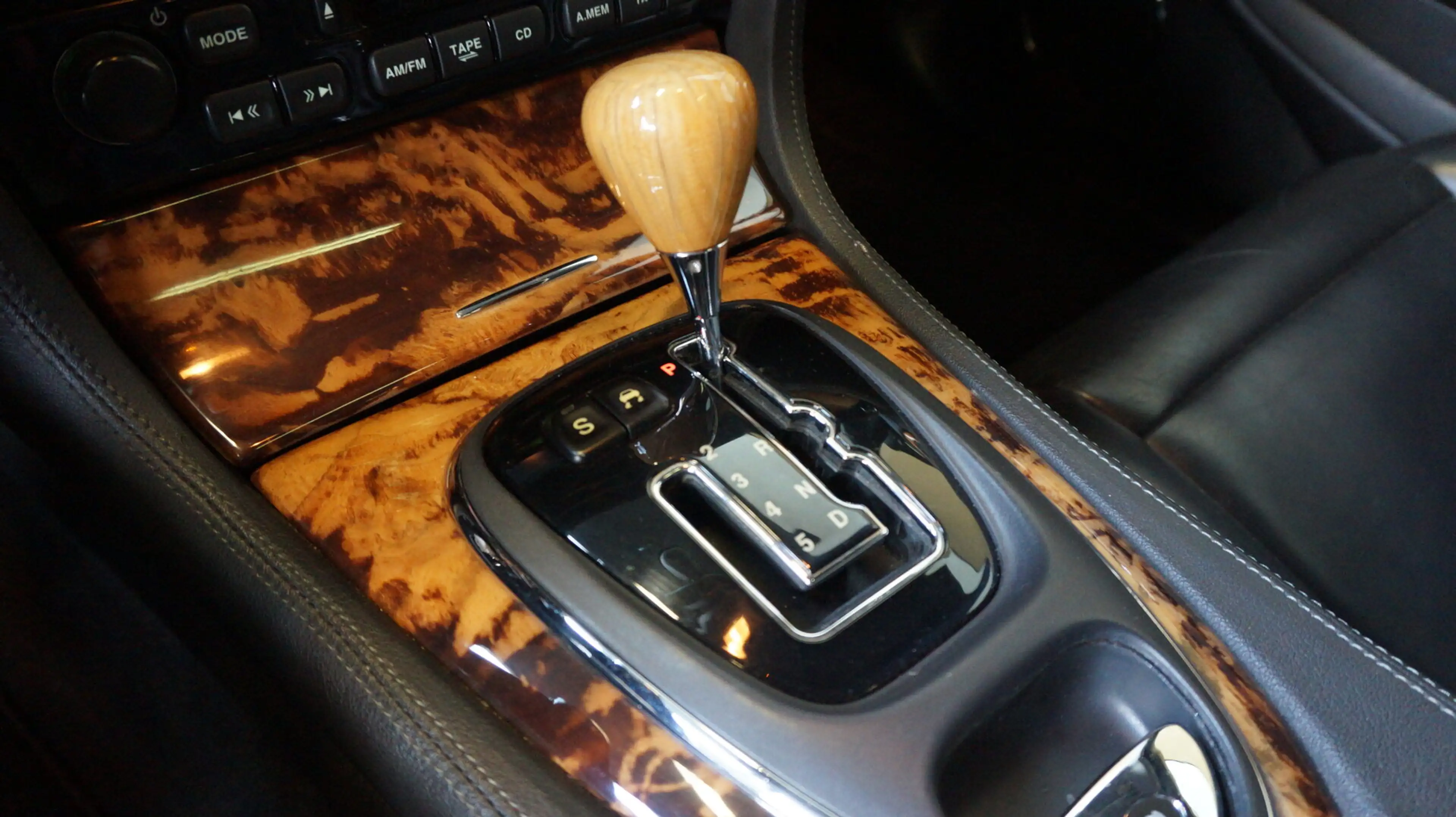 Jaguar XJ 3.5 V8 | Youngtimer | Complete onderhoudshistorie — photo 8