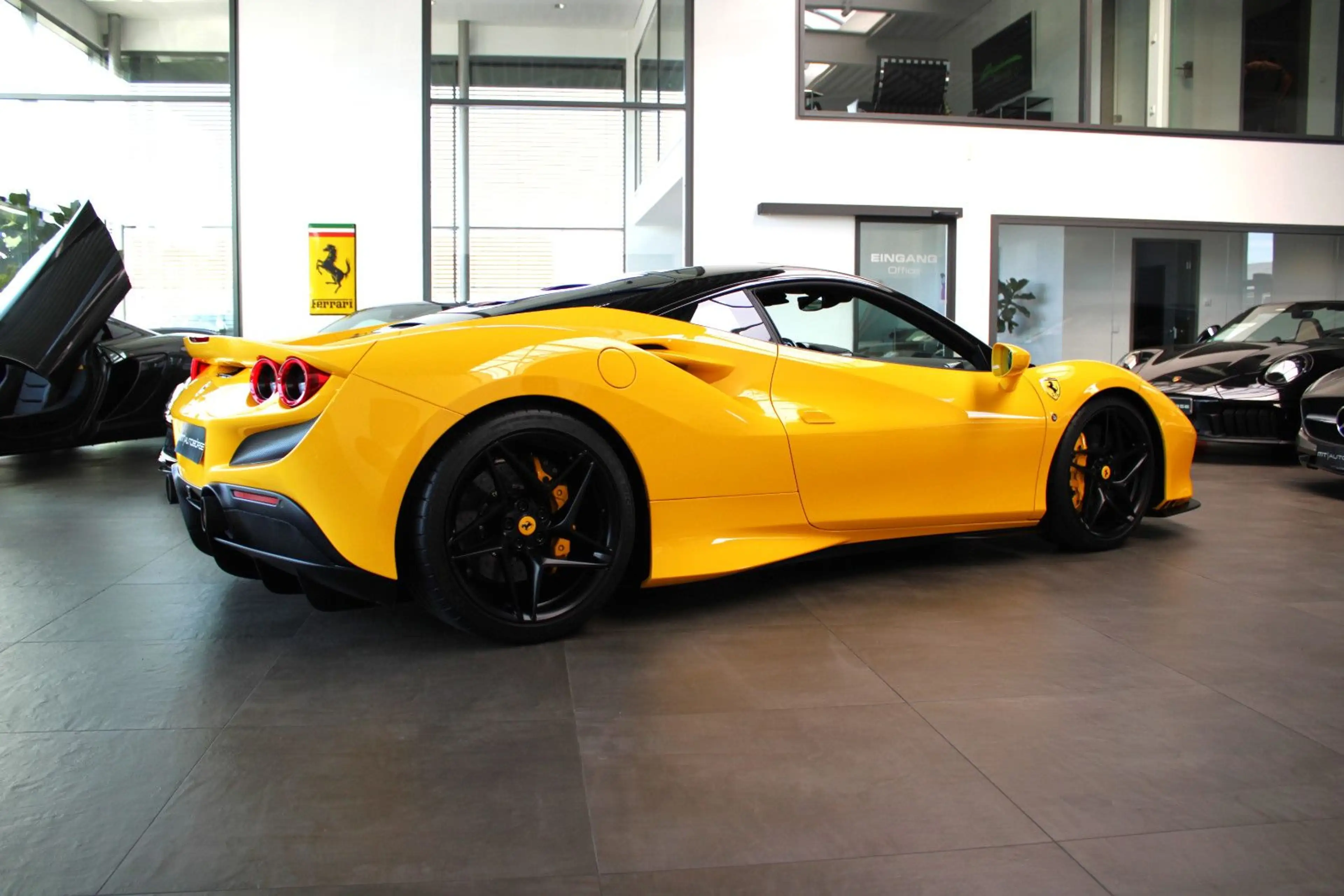 Ferrari F8 Tributo COUPE CARBON/RACING-SEATS/LIFT/JBL — photo 10