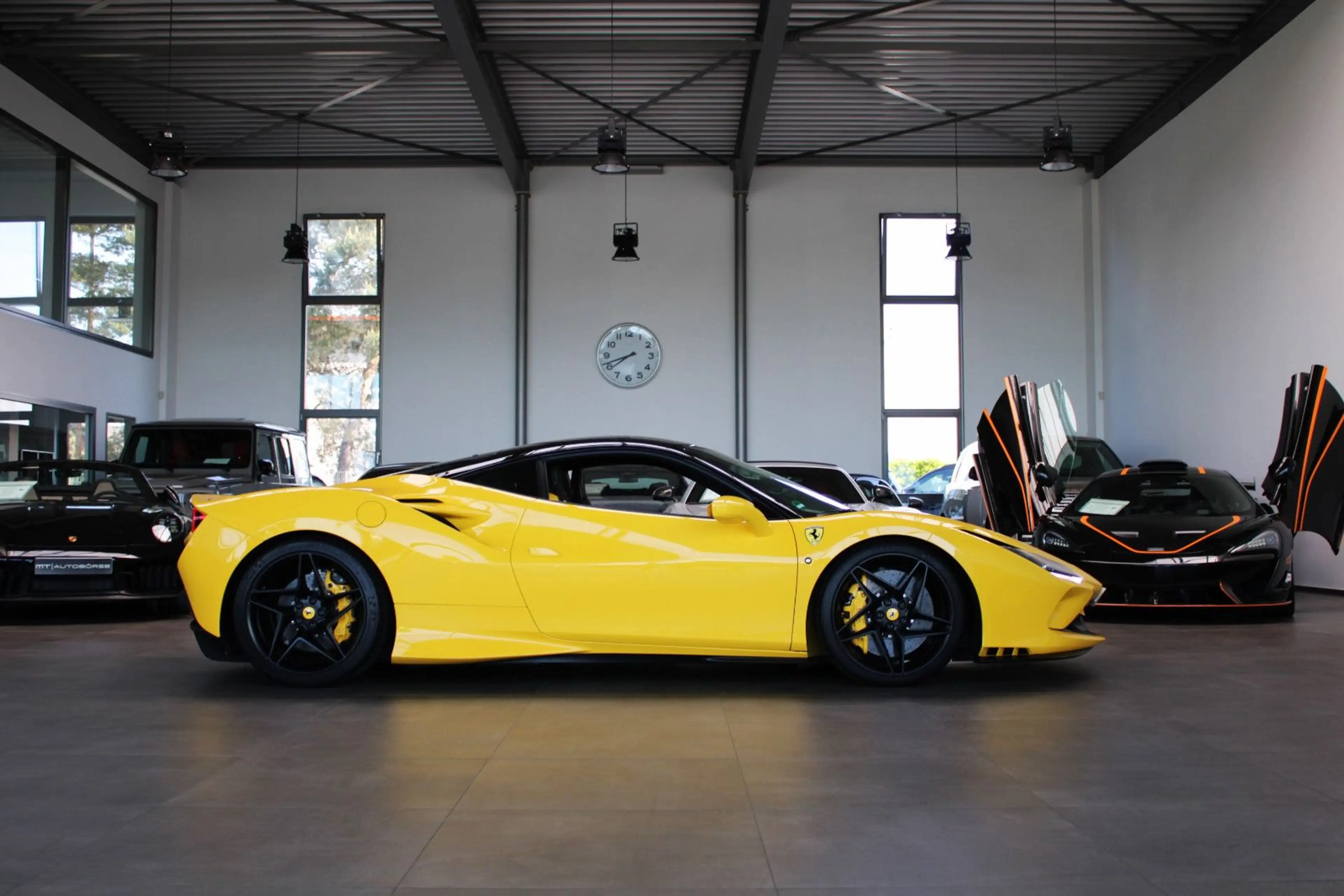 Ferrari F8 Tributo COUPE CARBON/RACING-SEATS/LIFT/JBL — photo 12