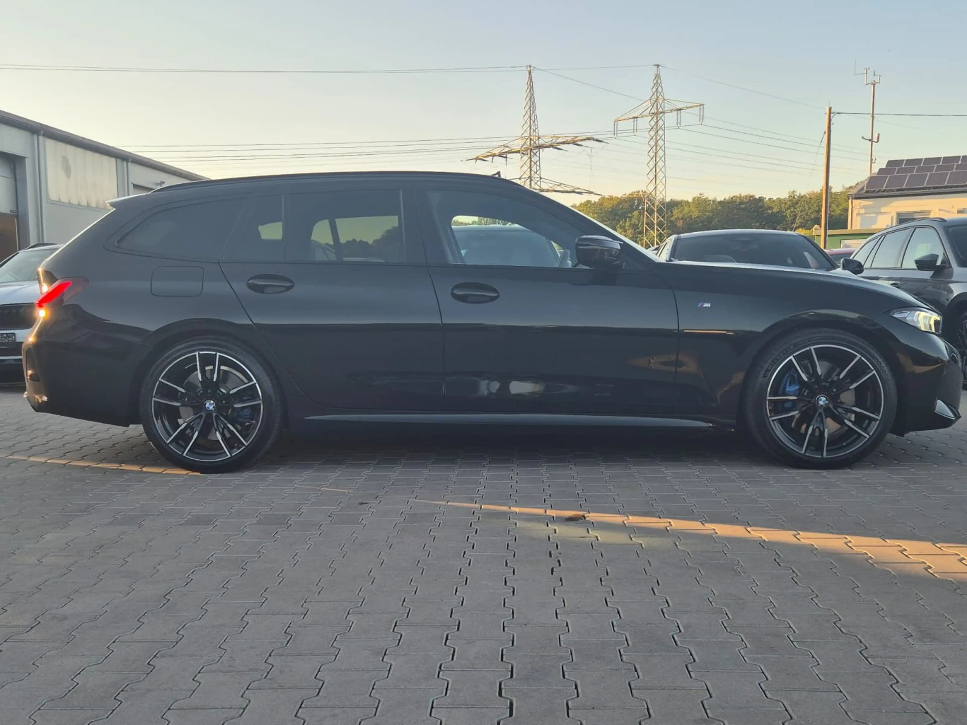 BMW M3 xD Pano*Innov.*Comfort*AHK*HK*ACC*Memory — photo 3