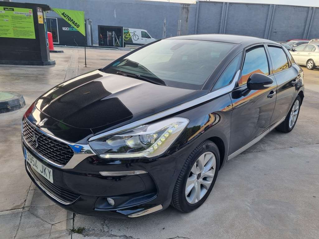 DS Automobiles DS 5 1.6BlueHDi S&S Style 120 - foto 1