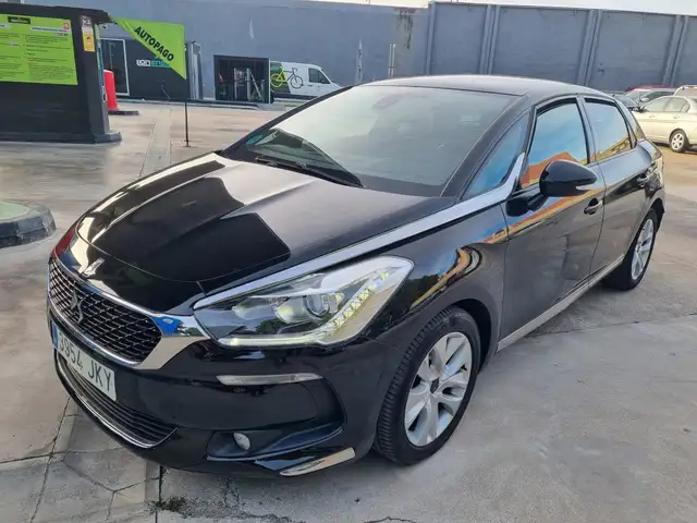 DS Automobiles DS 5 1.6BlueHDi S&S Style 120