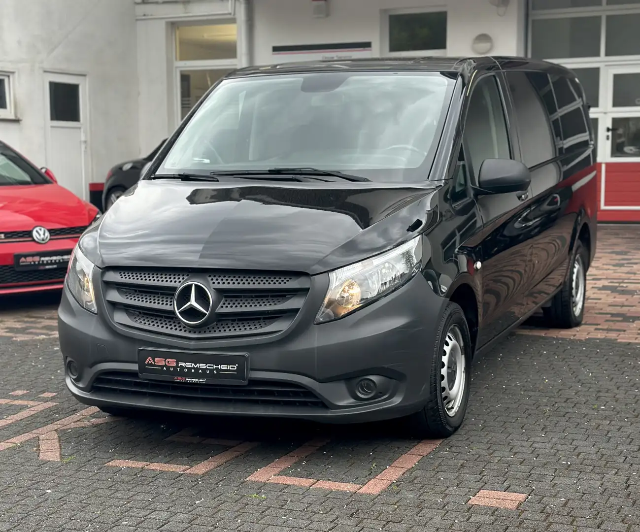 Mercedes-Benz Vito 116 CDI Lang Aut. *2.H *Navi*Tempo Schwarz - 1