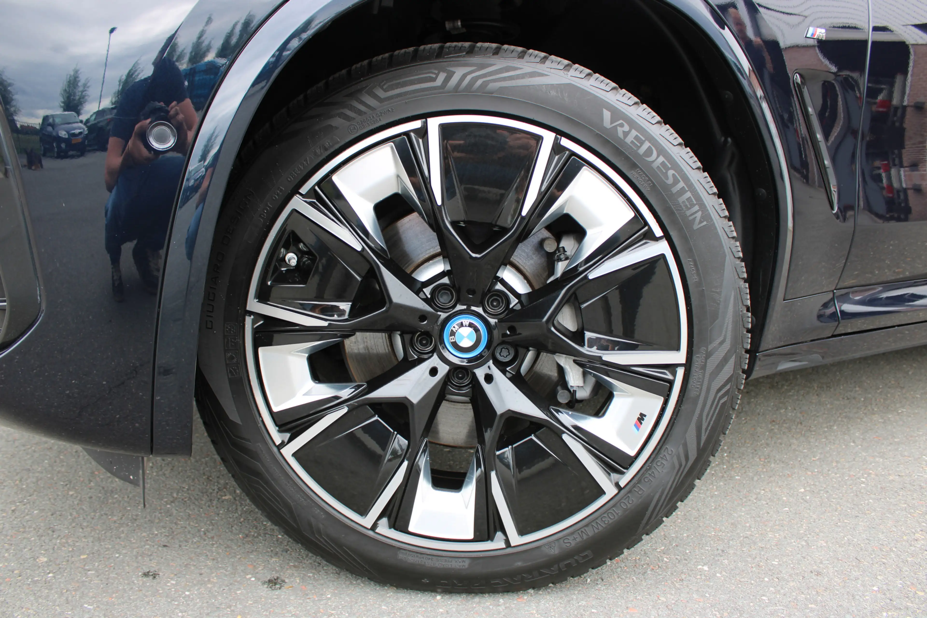 BMW iX3 High Executive M Sport 80 kWh |PANO-DAK|HUD|TREKHA — photo 10