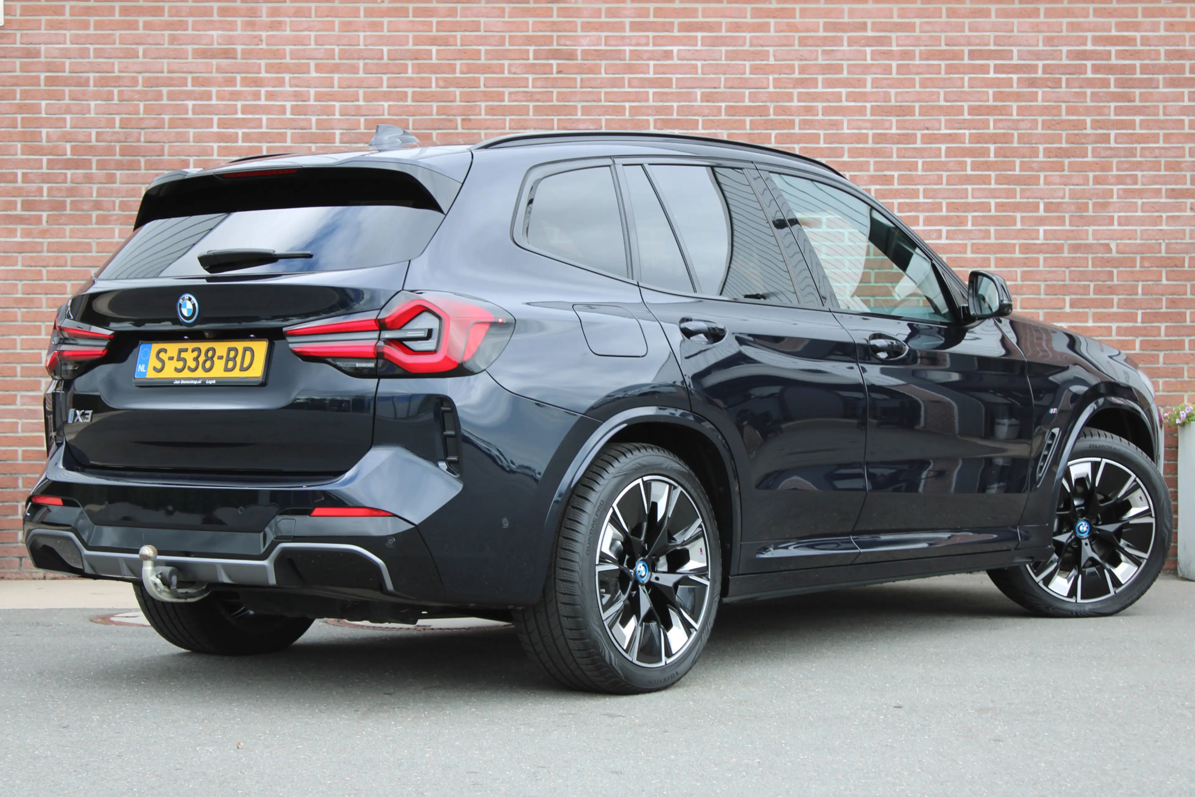 BMW iX3 High Executive M Sport 80 kWh |PANO-DAK|HUD|TREKHA — photo 2