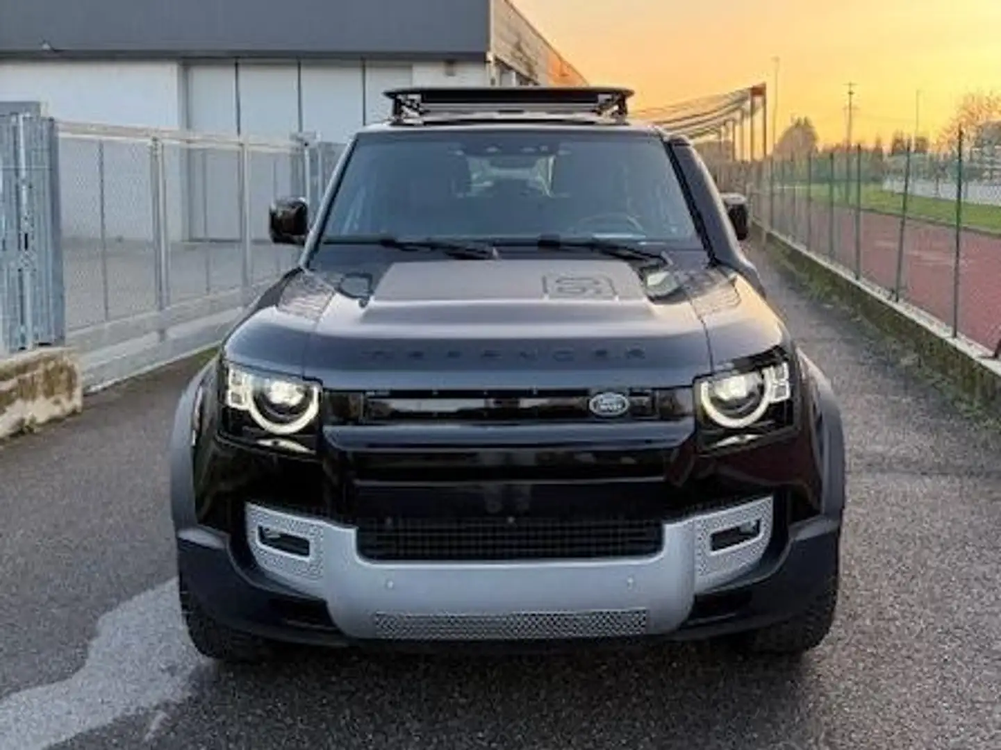 Land Rover Defender Defender 90 3.0d i6 mhev EXPLORER PACK  AUT Noir - 2