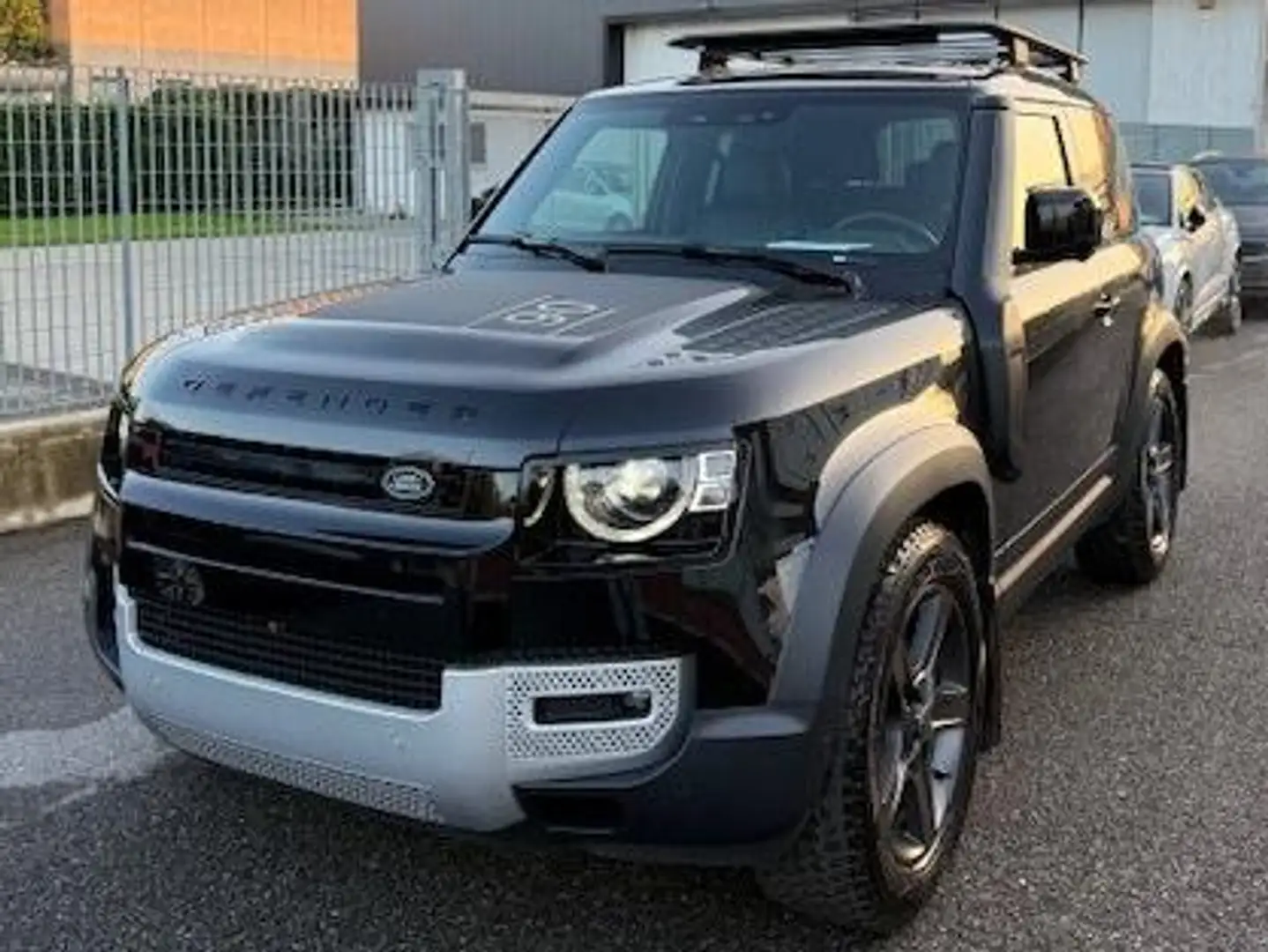 Land Rover Defender Defender 90 3.0d i6 mhev EXPLORER PACK  AUT Noir - 1