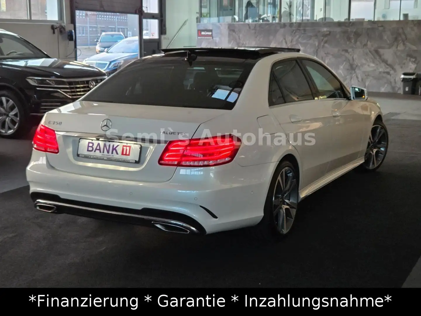 Mercedes-Benz E 350 BlueTec 4Matic|AMG|Pano|1.Hand Blanc - 2