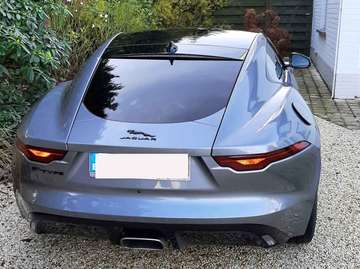 F-Type Coupe P300 Aut. First Edition