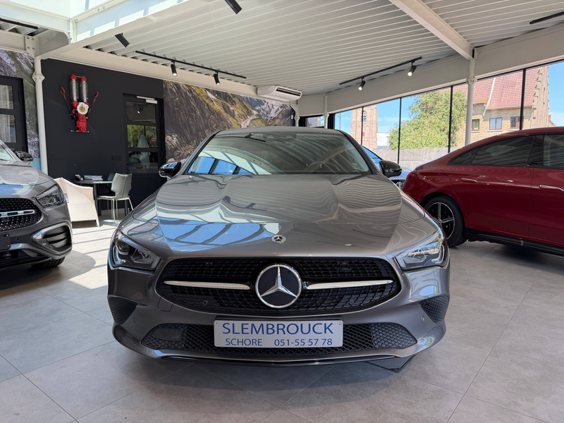Mercedes-Benz CLA 180 -trekhaak -night pakket -carplay -cruise control -automaat — photo 3