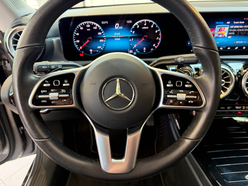 Mercedes-Benz CLA 180 -trekhaak -night pakket -carplay -cruise control -automaat — photo 14