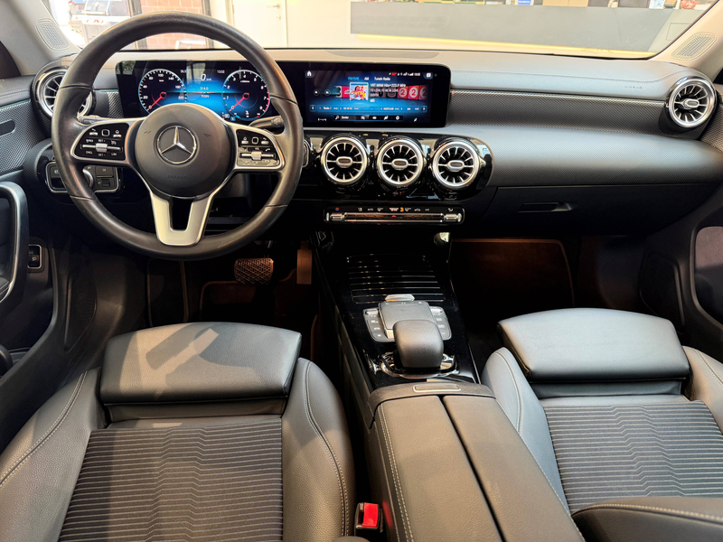 Mercedes-Benz CLA 180 -trekhaak -night pakket -carplay -cruise control -automaat — photo 12