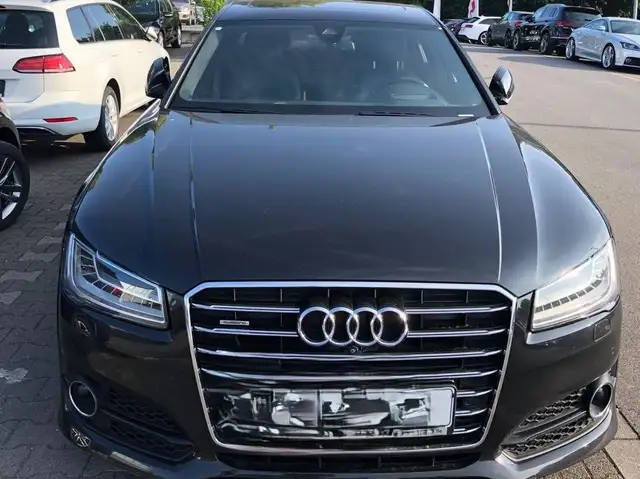 Audi A8 3.0 TDI L quattro