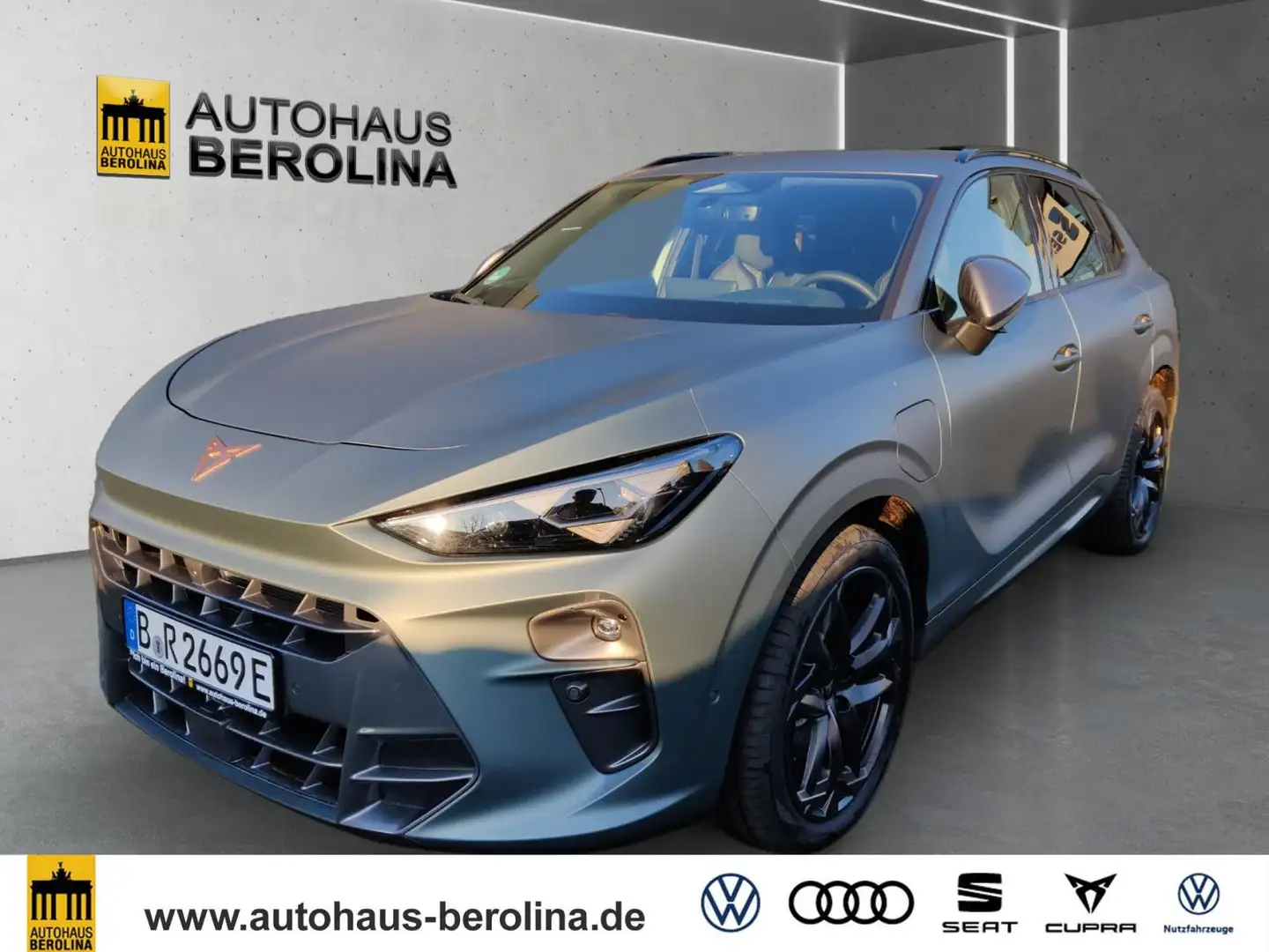 CUPRA Terramar 1.5 e-Hybrid America`s CUP DSG *MATRIX* Grau - 2