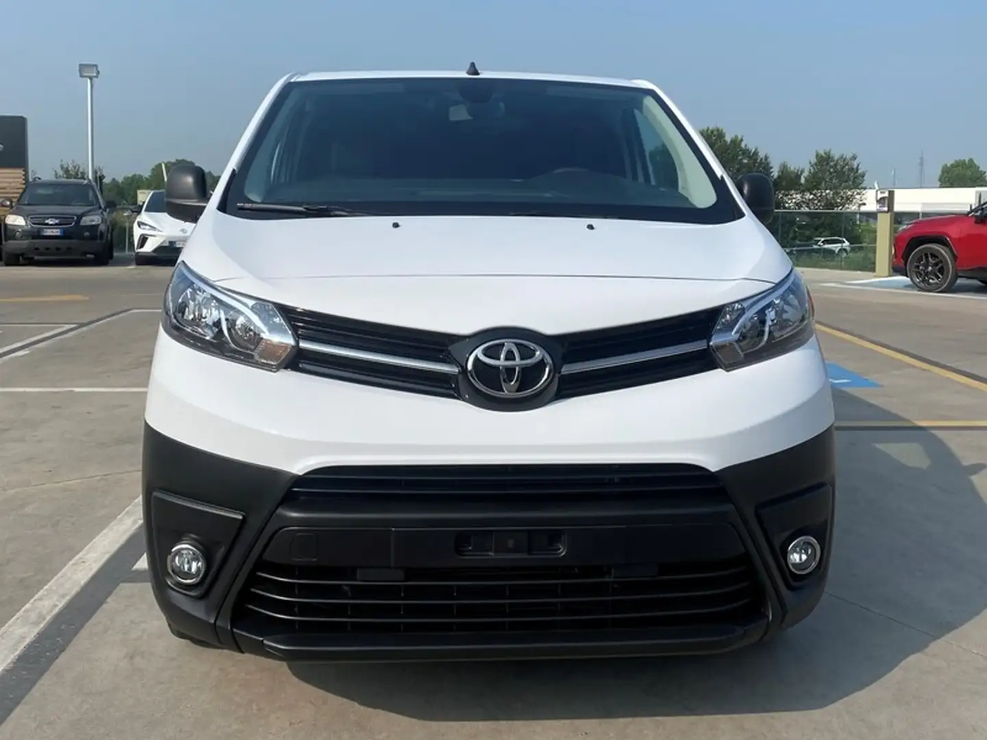 Toyota proace 1.5d 120cv S&S 10q 4p Medium Comfort Weiß - 2