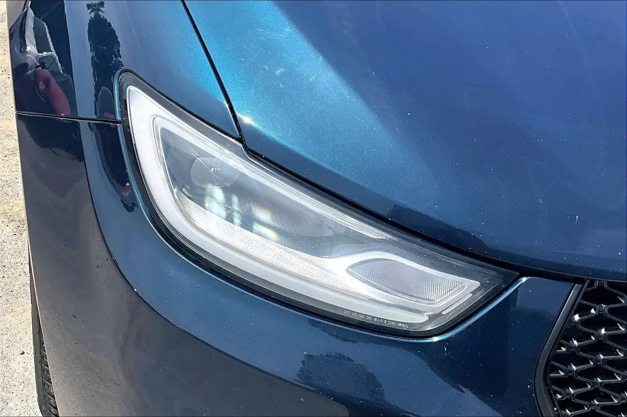 Chrysler Pacifica снимка Chrysler Pacifica