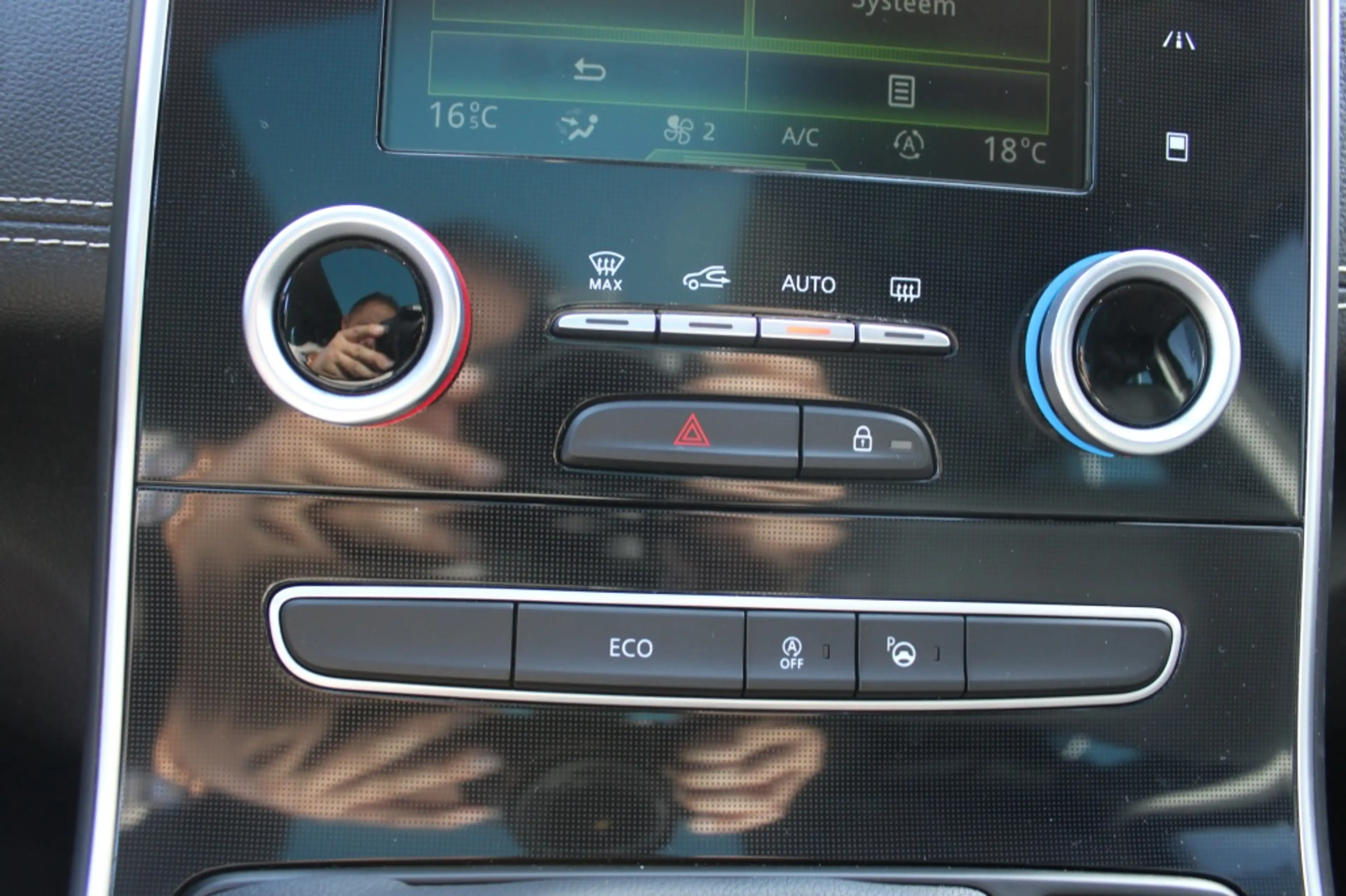 Renault Grand Scenic Megane 1.2 TCE 7p *Bose* | Trekhaak | Panoramadak — photo 12
